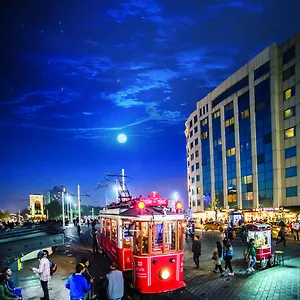 4* Szálloda Taksim Square