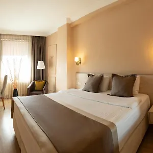 Otel Classes Airport
