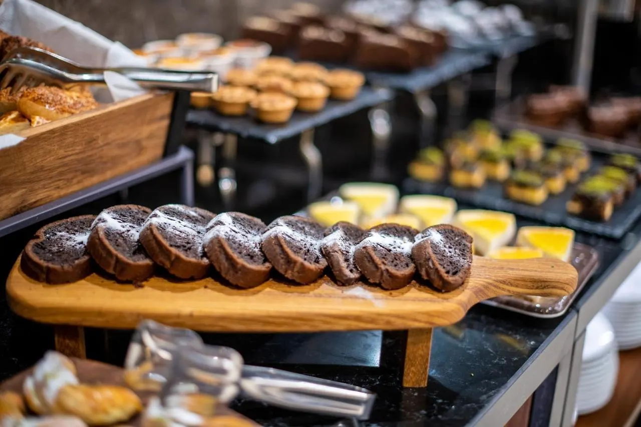 Aprilis Deluxe Hotel İstanbul